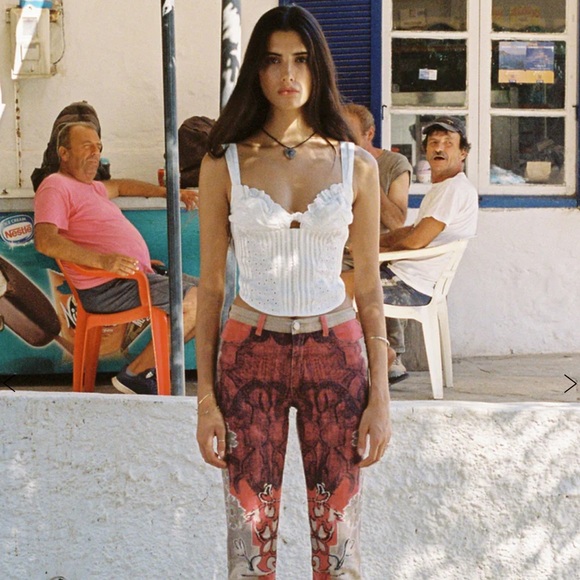 Brand new- White Layla corset style top - Picture 3 of 13